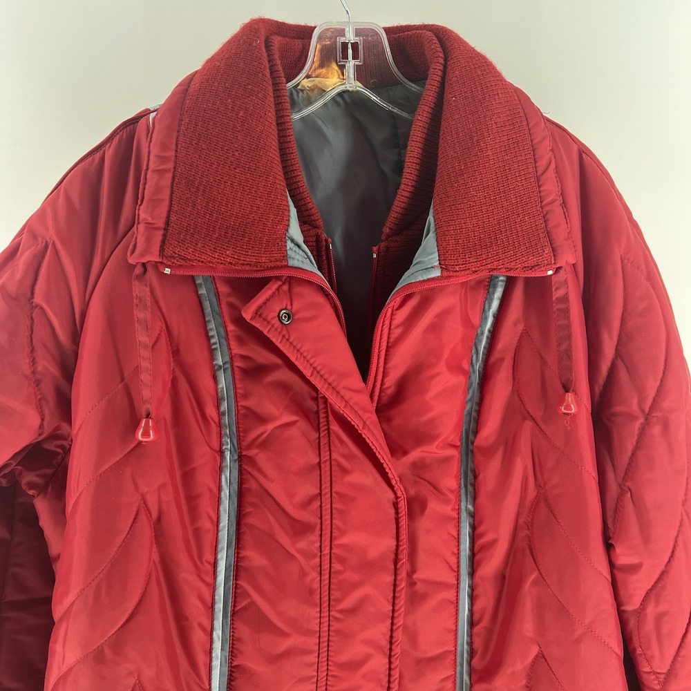 Vintage Womens 70s Aurora Int'l by Abbmoor Winter Coat Size 20 Red Quilted Pics
